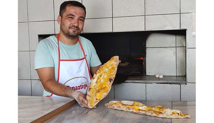 400 yıldır hazırlanan pideler 8 saatte tükeniyor