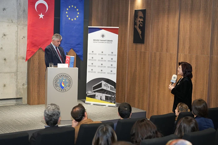 DSO AB Bilgi Merkezi, D&uuml;nya Kadınlar G&uuml;n&uuml;&rsquo;nde Kadın &Ccedil;ift&ccedil;ileri Bir Araya Getirdi