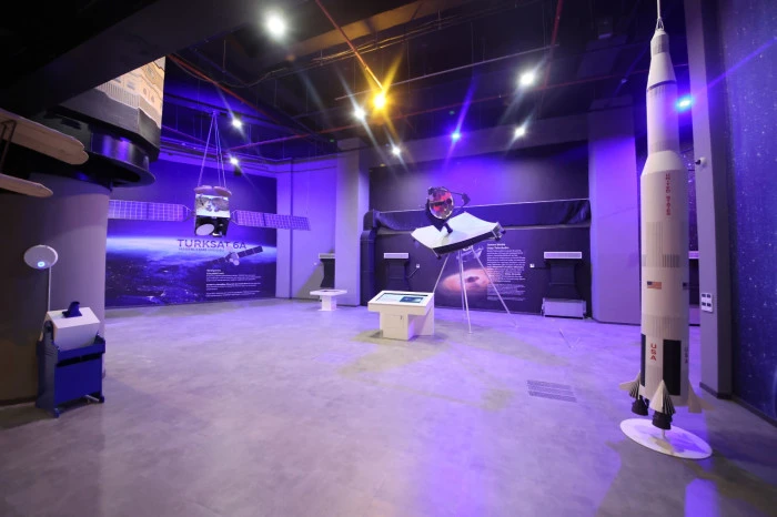 ATAT&Uuml;RK BİLİM MERKEZİ BİLİM TUTKUNLARININ BULUŞMA NOKTASI OLDU