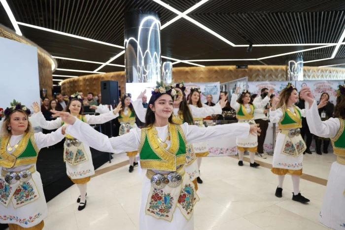 B&uuml;y&uuml;kşehirle &Uuml;reten Kadınlar Festivali kapılarını a&ccedil;tı