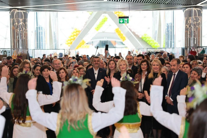 B&uuml;y&uuml;kşehirle &Uuml;reten Kadınlar Festivali kapılarını a&ccedil;tı