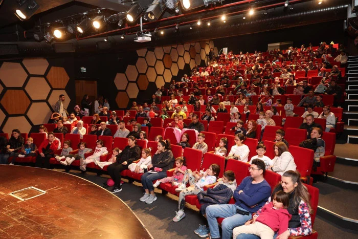 İKİ G&Uuml;N S&Uuml;REN RAMAZAN ŞENLİĞİ &Ccedil;OCUKLARA UNUTULMAZ ANLAR YAŞATTI