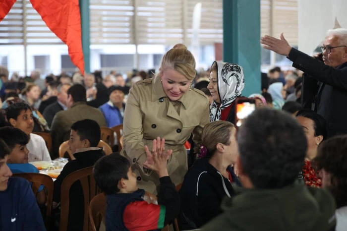 İFTAR SOFRASI BU KEZ İLBADE MAHALLESİ&rsquo;NE KURULDU