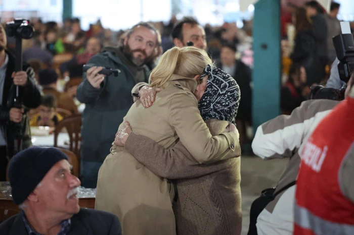 İFTAR SOFRASI BU KEZ İLBADE MAHALLESİ&rsquo;NE KURULDU