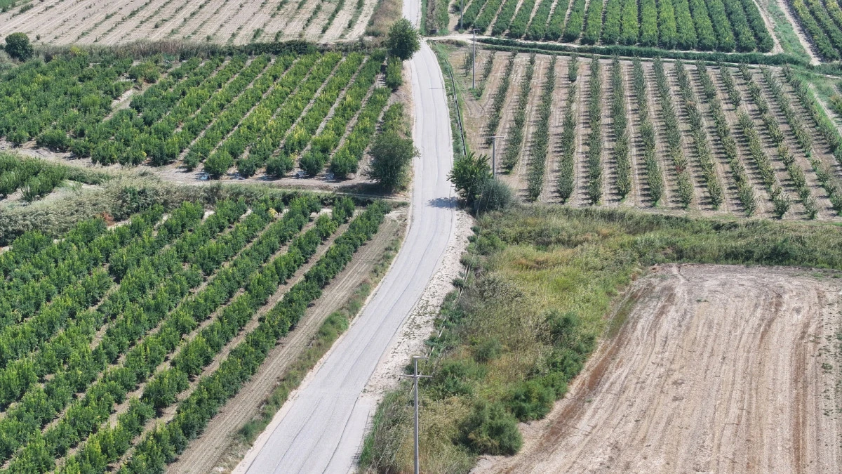 BAŞKAN ERTEMUR KOCADERE&rsquo;YE VERDİĞİ S&Ouml;Z&Uuml; TUTTU: 12 KİLOMETRELİK ASFALT HAMLESİ TAMAMLANDI