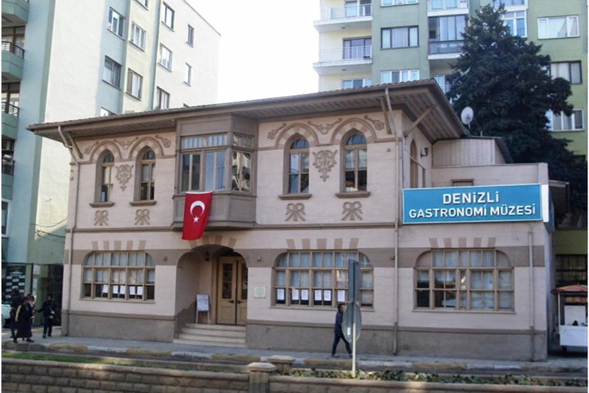 Dekan Bertan: &ldquo;Denizli 2027 Yılında T&uuml;rkiye K&uuml;lt&uuml;r Yolunda Festivalinde Yer Alacak&rdquo;