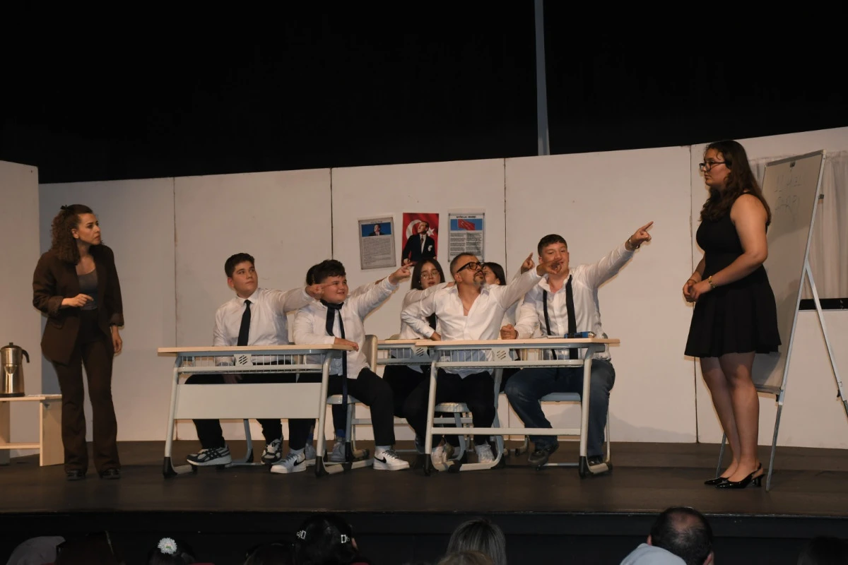 Denizli'de Gen&ccedil; Yeteneklerin Sahne Gururu