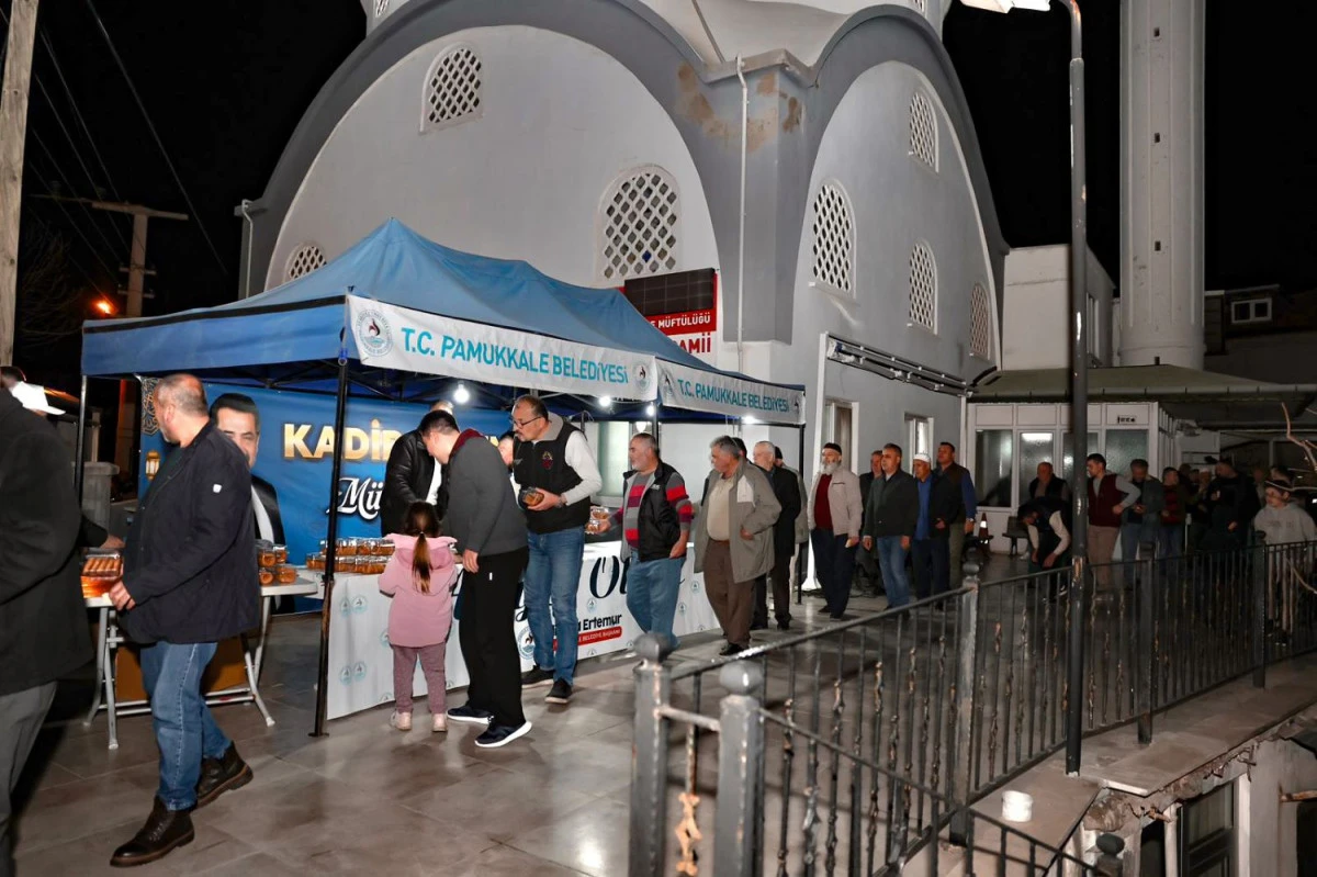 PAMUKKALE BELEDİYESİ KADİR GECESİ&rsquo;NDE BİNLERCE VATANDAŞLA BULUŞTU