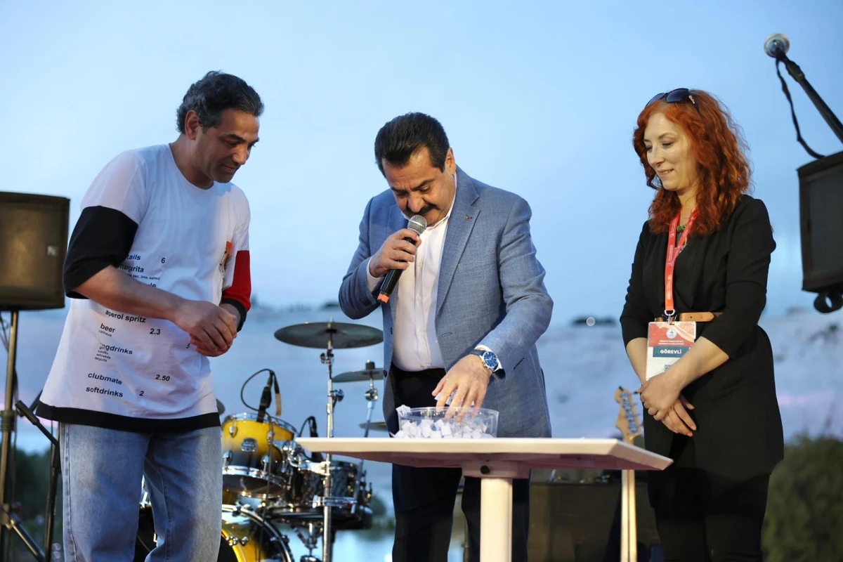 PAMUKKALE&rsquo;DE ANNELER G&Uuml;N&Uuml; COŞKUSU YAŞANDI