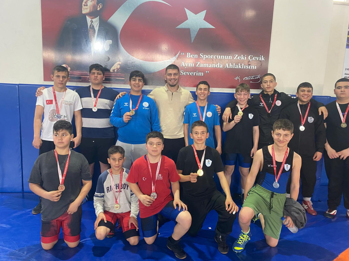PAMUKKALELİ SPORCULAR DENİZLİ’Yİ TEMSİL EDECEKLER