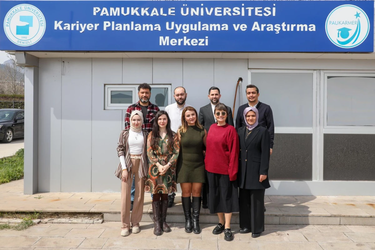 PA&Uuml;&rsquo;den Kariyer Rehberliğinde Geleceğe K&ouml;pr&uuml;